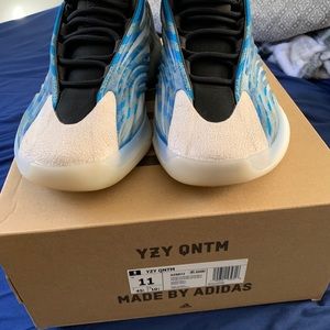 Yeezy qntms frozen blue